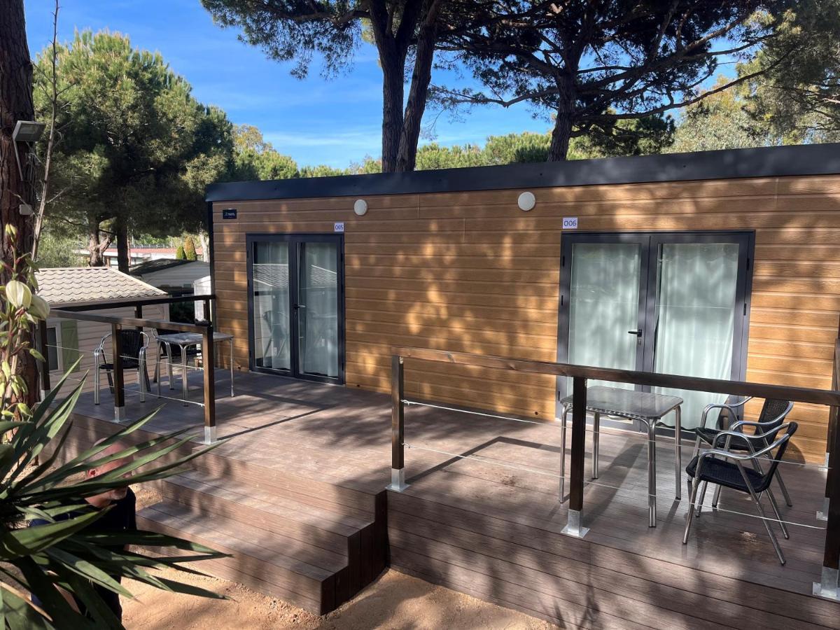 Camping 3 Estrellas Gava Luaran gambar