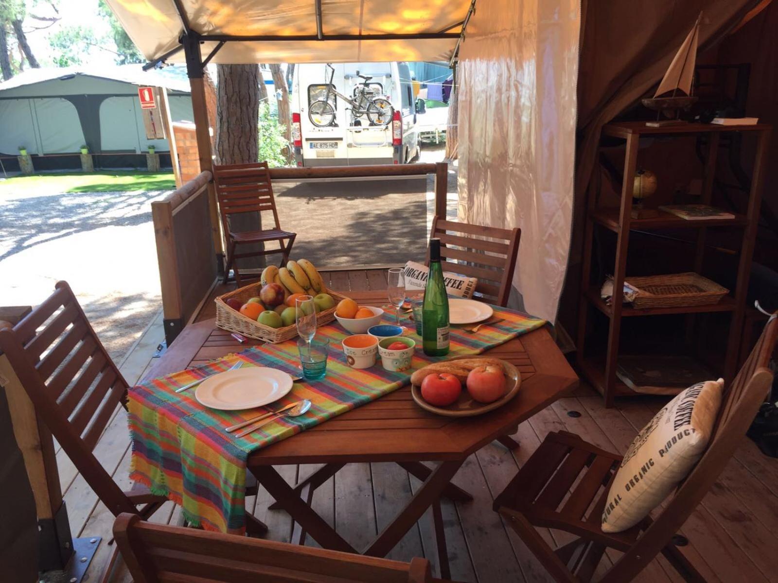 Camping 3 Estrellas Gava Luaran gambar
